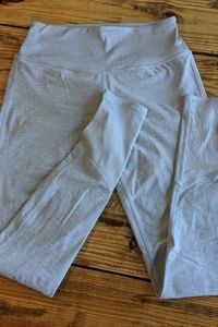 Alo Yoga soft high waisted leggings